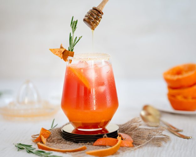 Mocktail Clémentine Romarin et Miel de Sapin_Les Compagnons du Miel x Free The Pickle HD2